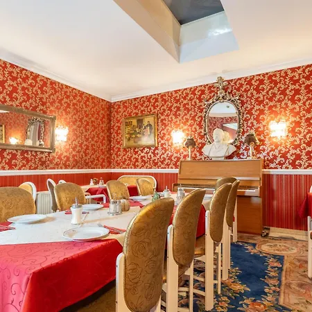 Hotel Urania-2